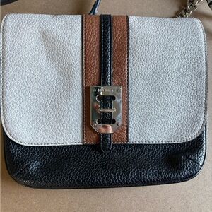 Nine West Gleam Team Aimsey Crossbody